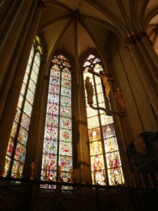 ケルン大聖堂一番奥の中世のステンドグラス